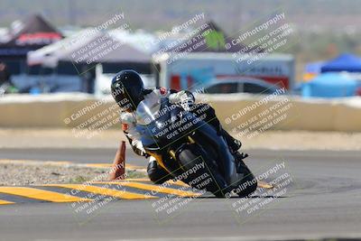 media/Oct-09-2022-SoCal Trackdays (Sun) [[95640aeeb6]]/Turn 2 (1110am)/